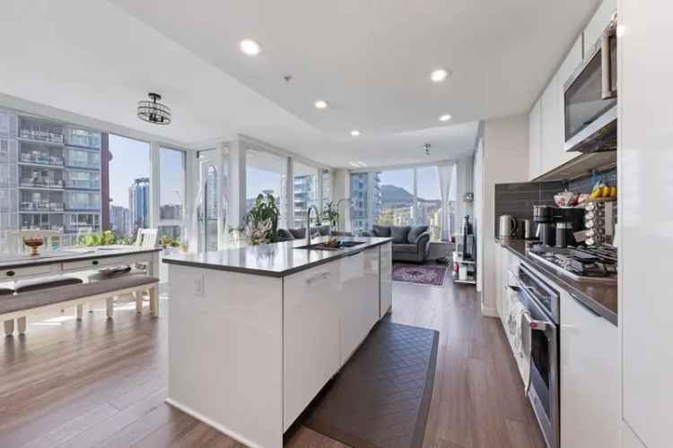 Luxury 2 Bed 2 Bath Condo at Lloyd by Polygon with Stunning Views