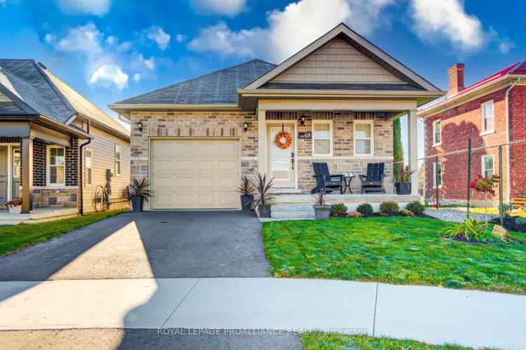 House For Sale in Cobourg, Ontario