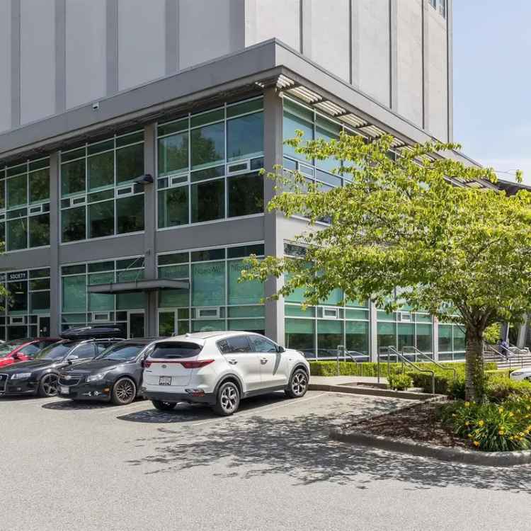 Office lease in Abbotsford with industrial design and ample parking