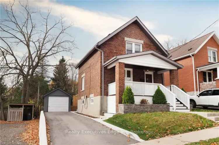 House For Sale in Guelph, Ontario