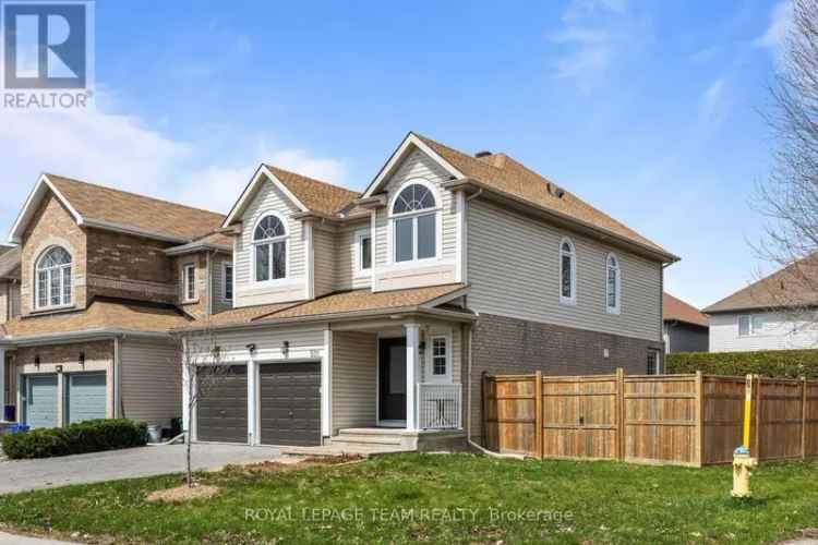 Barrhaven Corner Lot Home - 4 Beds, Huge Backyard, 100k+ Upgrades