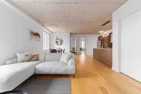 1 Bedroom Apartment 63m² Montreal