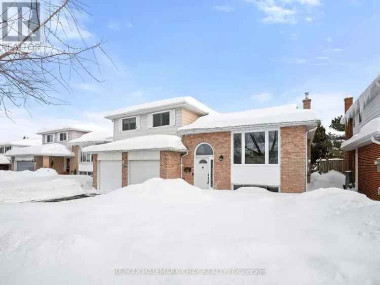 Beautiful Open Concept Family Home with Finished Basement and Hot Tub