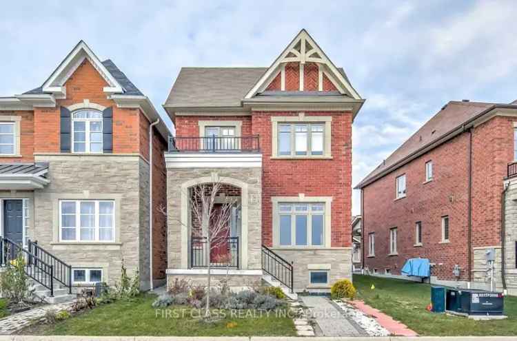 House For Sale in Richmond Hill, Ontario