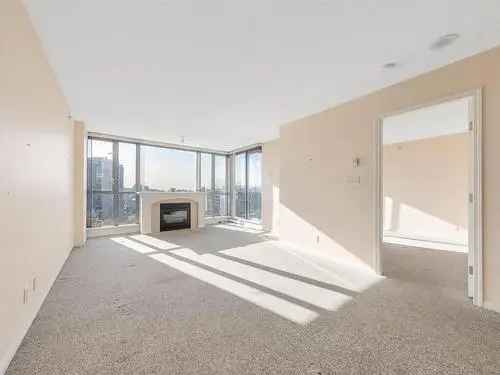 Spacious 1 Bed Condo in South Granville - Triton Building