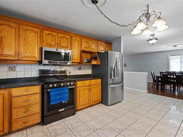 House For Sale in Niagara Falls, Ontario