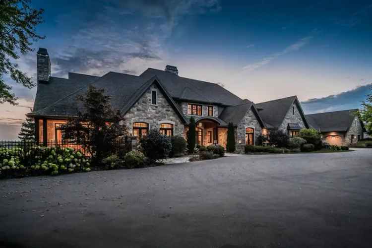 Buy Estate in West Montrose with Luxurious Features and Grand River Access