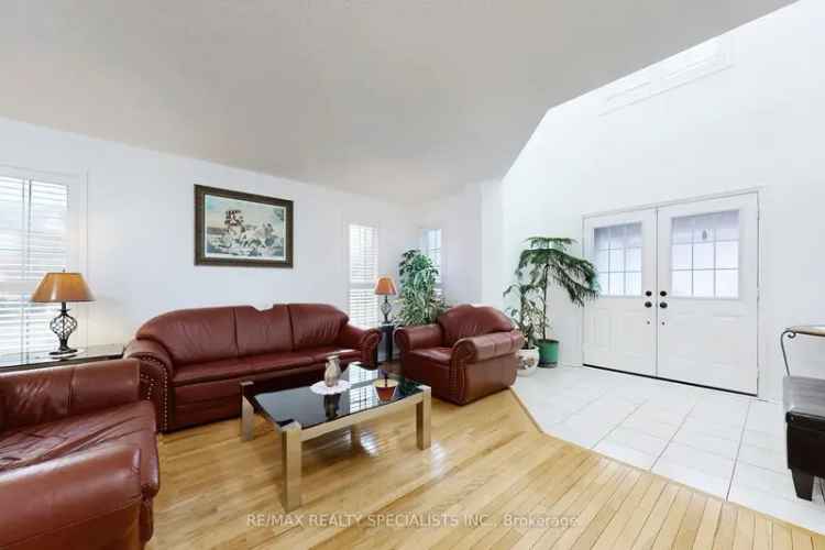 4 Bedroom Detached Home in Brampton East Premium Lot Finished Basement