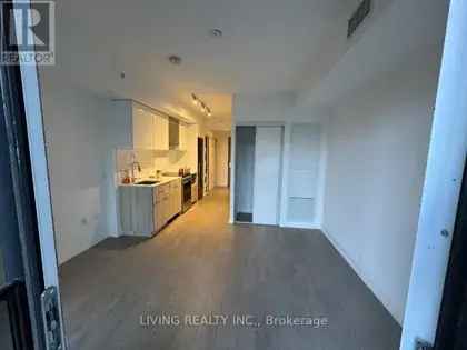 1 room apartment of 261 m² in Toronto