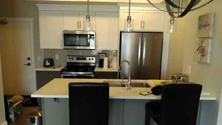 Rent upscale condo in Calgary with great amenities and nearby attractions