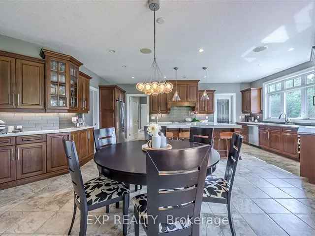 House For Sale in Thames Centre, Ontario