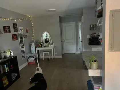 2 rooms apartment of 239 m² in Toronto