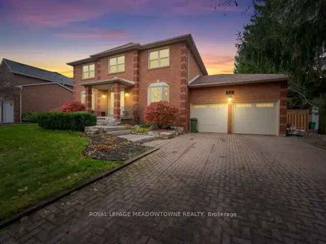 Caledon East Family Home Saltwater Pool Huge Backyard