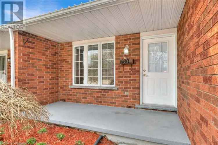 3-Bedroom Semi-Detached House in Huron Brigadoon