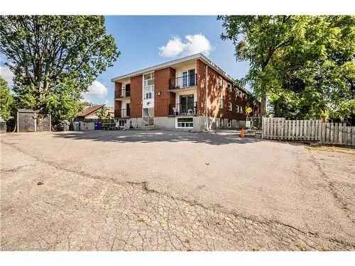 16-Unit Apartment Building Investment Opportunity