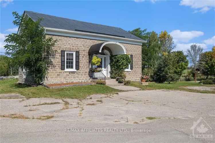 House For Sale in Rideau Lakes, Ontario