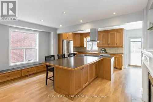 House For Sale In Barrie, Ontario