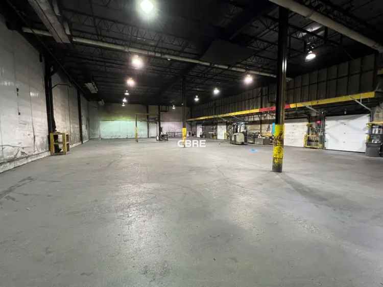 130905 sq ft Industrial Building for Lease