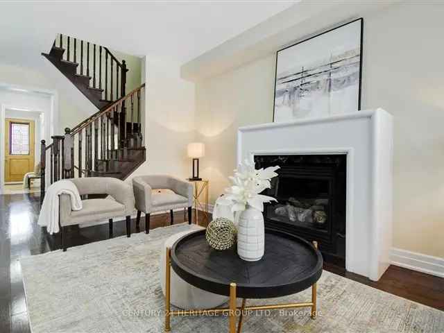 Stunning King City Townhome 3 Bed 3 Bath Open Concept