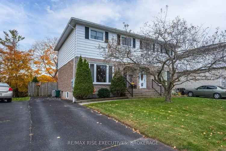 3-Bedroom Semi-Detached Home in Cataraqui Woods