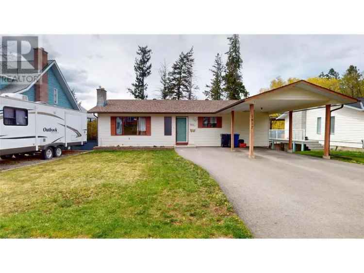 Charming Park Royal Walkout Bungalow 3 1 Beds 2 1 Baths