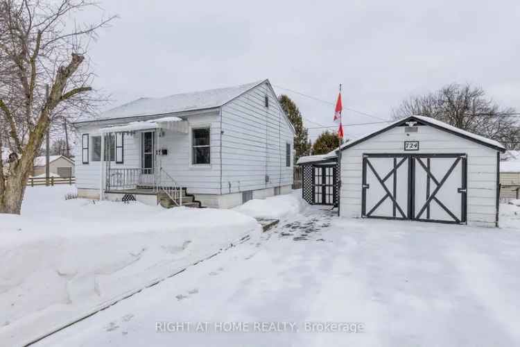 Buy Bungalow in Peaceful South-End Neighborhood with Garden