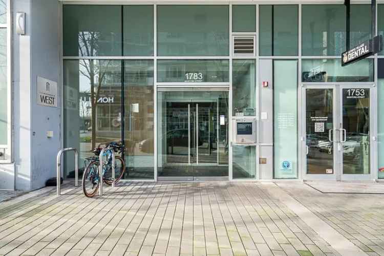 Condo For Sale in Vancouver, British Columbia