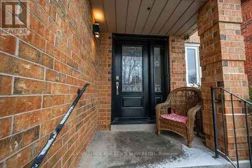 House for Sale in West Oak Trails Oakville with Greenspace Access