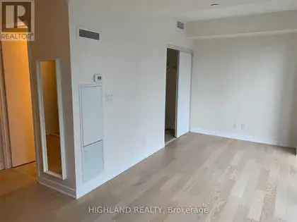 1 room apartment of 105 m² in Toronto