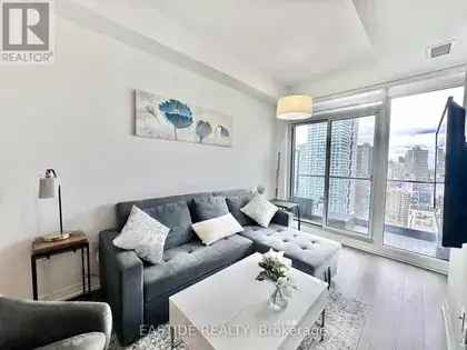 2 rooms apartment of 147 m² in Toronto