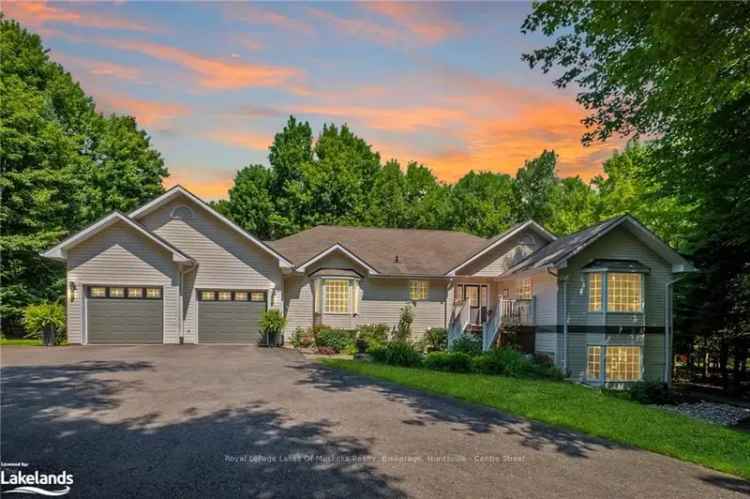 House For Sale in Huntsville, Ontario