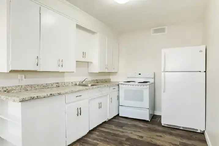 Apartments for Rent in Northwest Edmonton - Brittany Apartments
