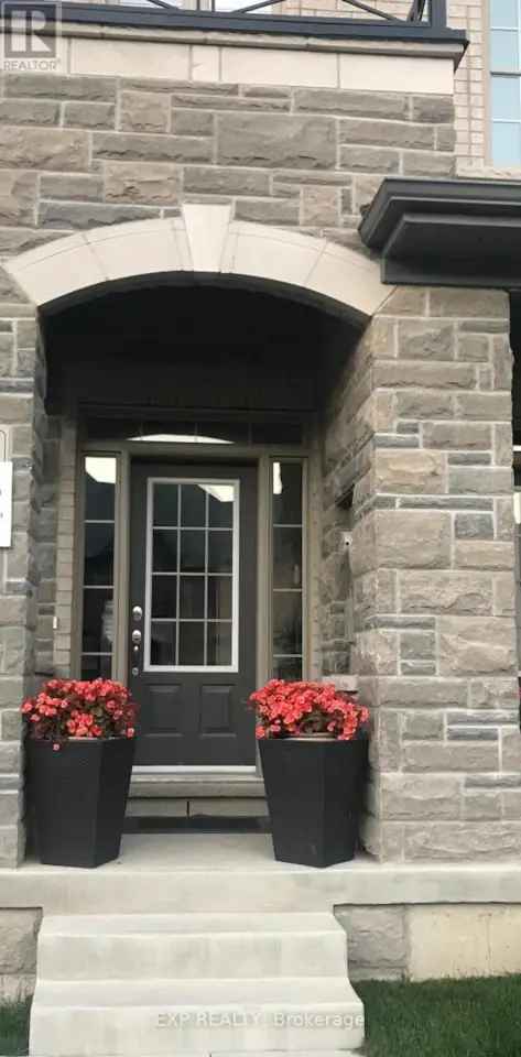 House For Sale in East Gwillimbury, Ontario