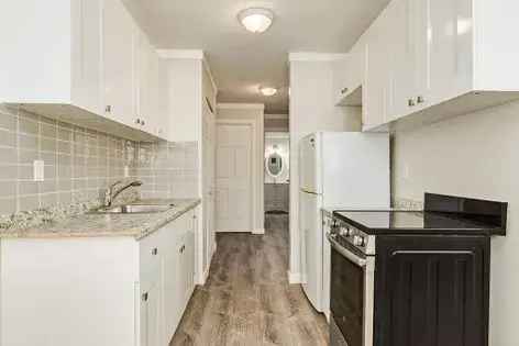 Rent 2 Rooms Apartment in Edmonton with Convenient Amenities