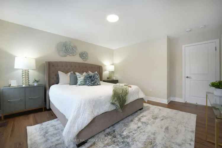 Buy Detached Home in Family-Friendly Neighbourhood with Modern Features
