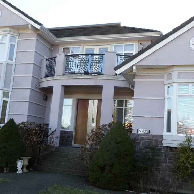 7 Bed 5 Bath House 4200 Sq Ft Burnaby South