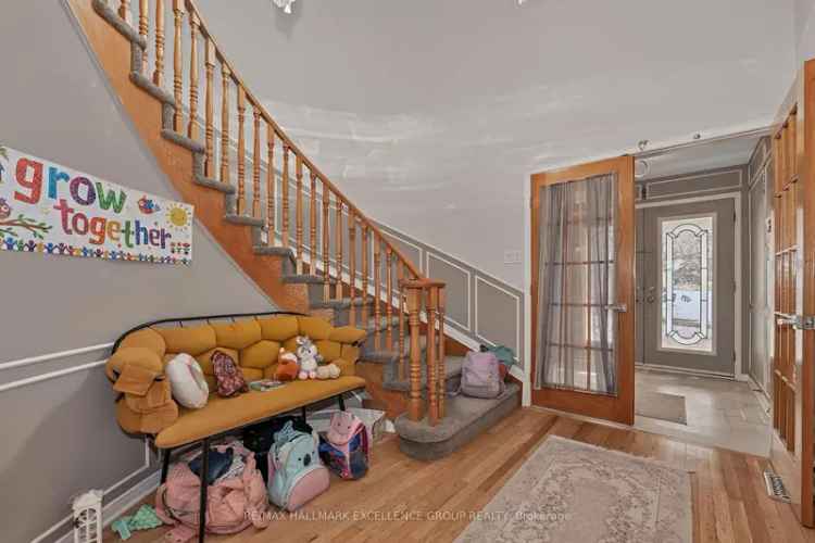 Rockland Legal Duplex 4+4 Baths Spacious Family Home Rental Income