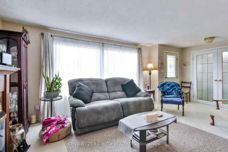 Sandy Cove Acres Bungalow: Low-Maintenance Living near Barrie