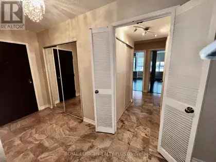 2 rooms apartment of 137 m² in Toronto