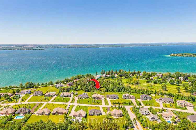 Spacious Bungalow on Acre Lot Golf Course Luxury Gated Community