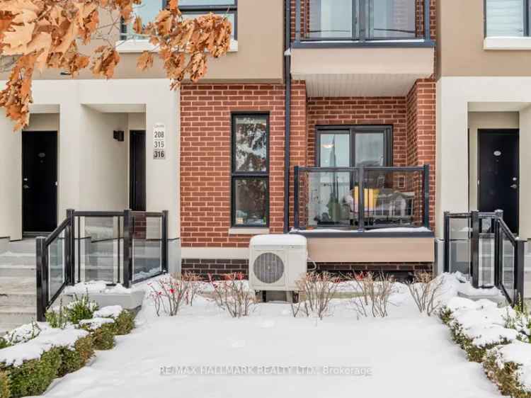 House For Sale in Toronto, Ontario