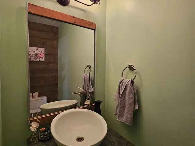 House For Sale in Cambridge, Ontario