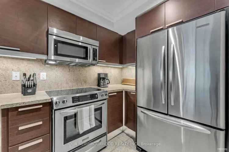 Rent Stunning 1 Bed Den Condo in Bayview Village with Modern Amenities