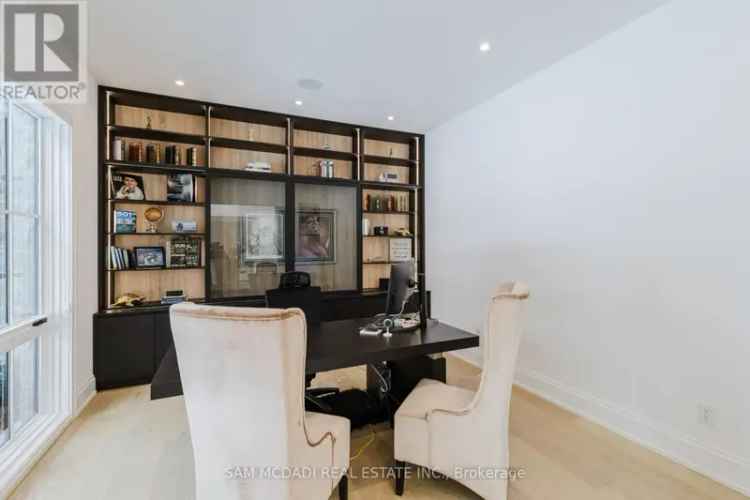 Luxury 10000+ Sq Ft Estate in Prestigious Lorne Park