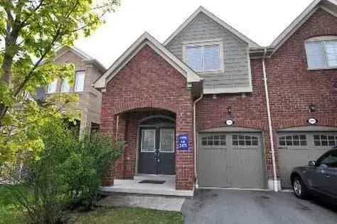 3 Bedroom 244m² Semi-Detached House in Mississauga Churchill Meadows