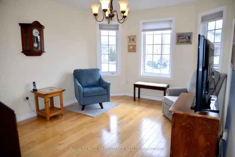 Charming 3-Bedroom Home with Private Deck and Large Backyard