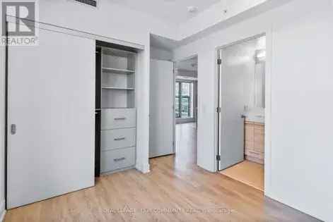 2 rooms apartment of 582 m² in Toronto