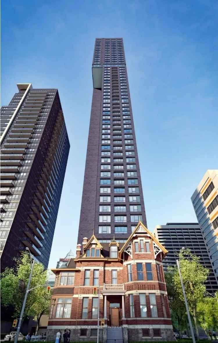 Rent Furnished One Bedroom Apartment in Downtown Toronto with Amenities