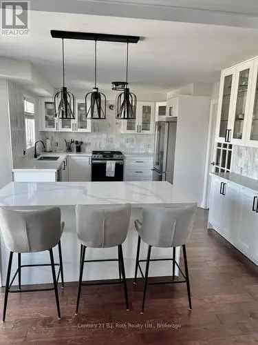 House For Sale In Barrie (Ardagh), Ontario