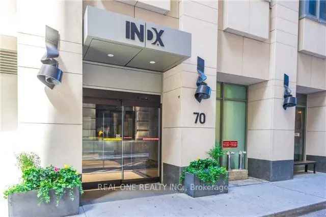 Condo For Rent in 70, Temperance Street, Toronto, Ontario